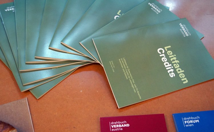 Credits & Croissants - Präsentation Leitfaden Jänner 2025 